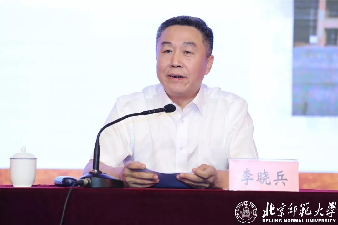 李晓兵为珠海校区2019级本科新生作入学教育专题讲座