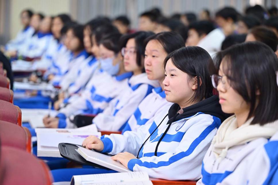 2bf74fc585ee1f681cbb0acd7848e6c7