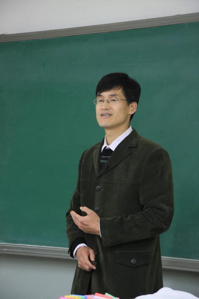 李小龙3.jpg